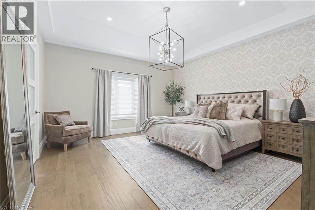 9677 Tenth Sideroad, Erin, ON - Indoor Photo Showing Bedroom