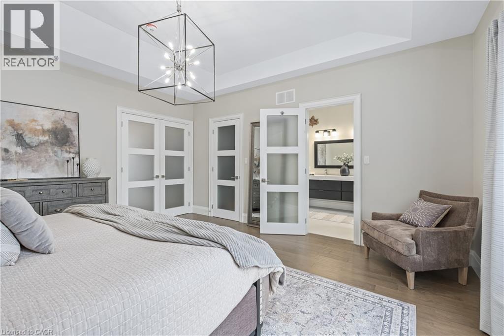 9677 Tenth Sideroad, Erin, ON - Indoor Photo Showing Bedroom