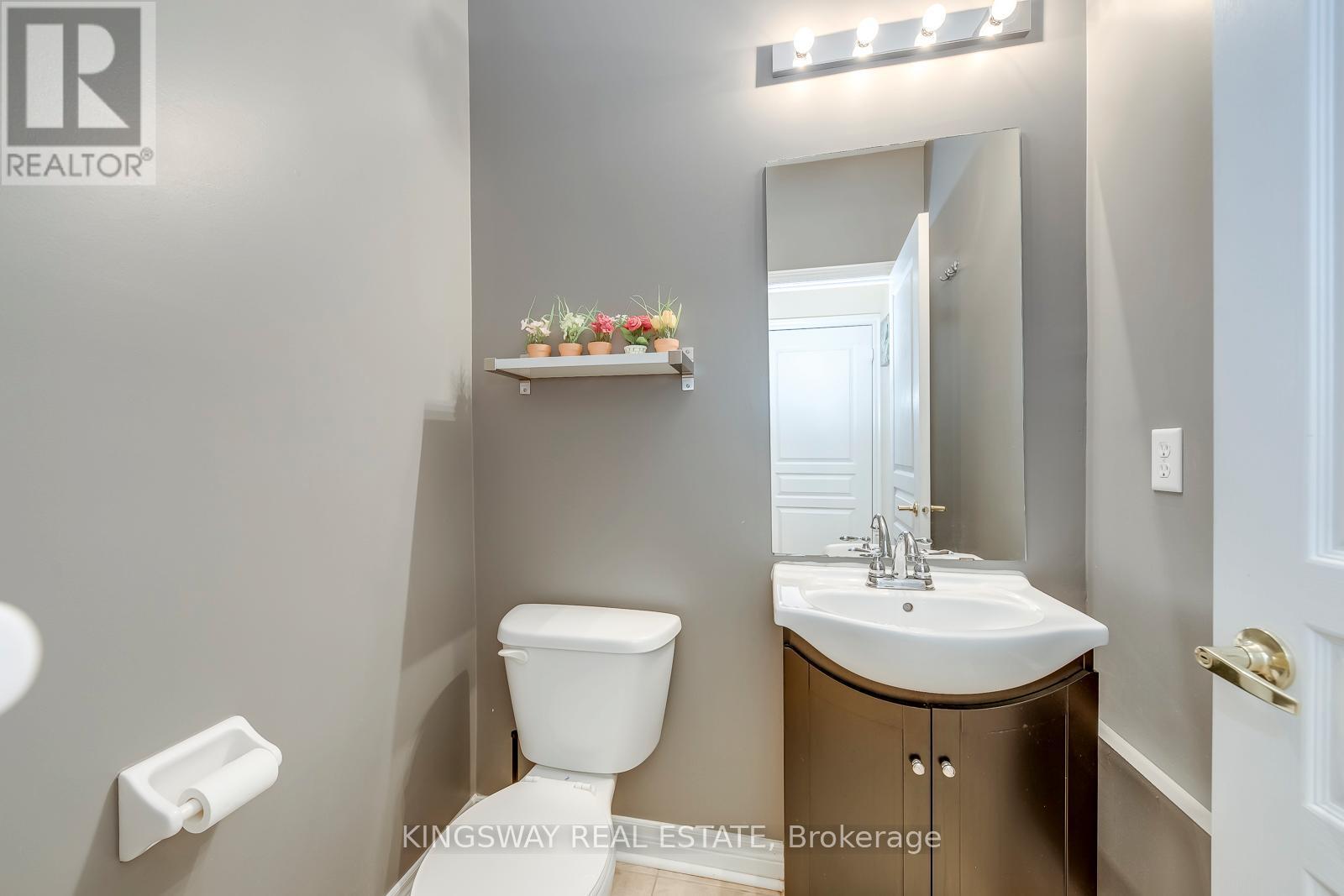 5479 Fudge Terrace, Mississauga, ON - Indoor Photo Showing Bathroom