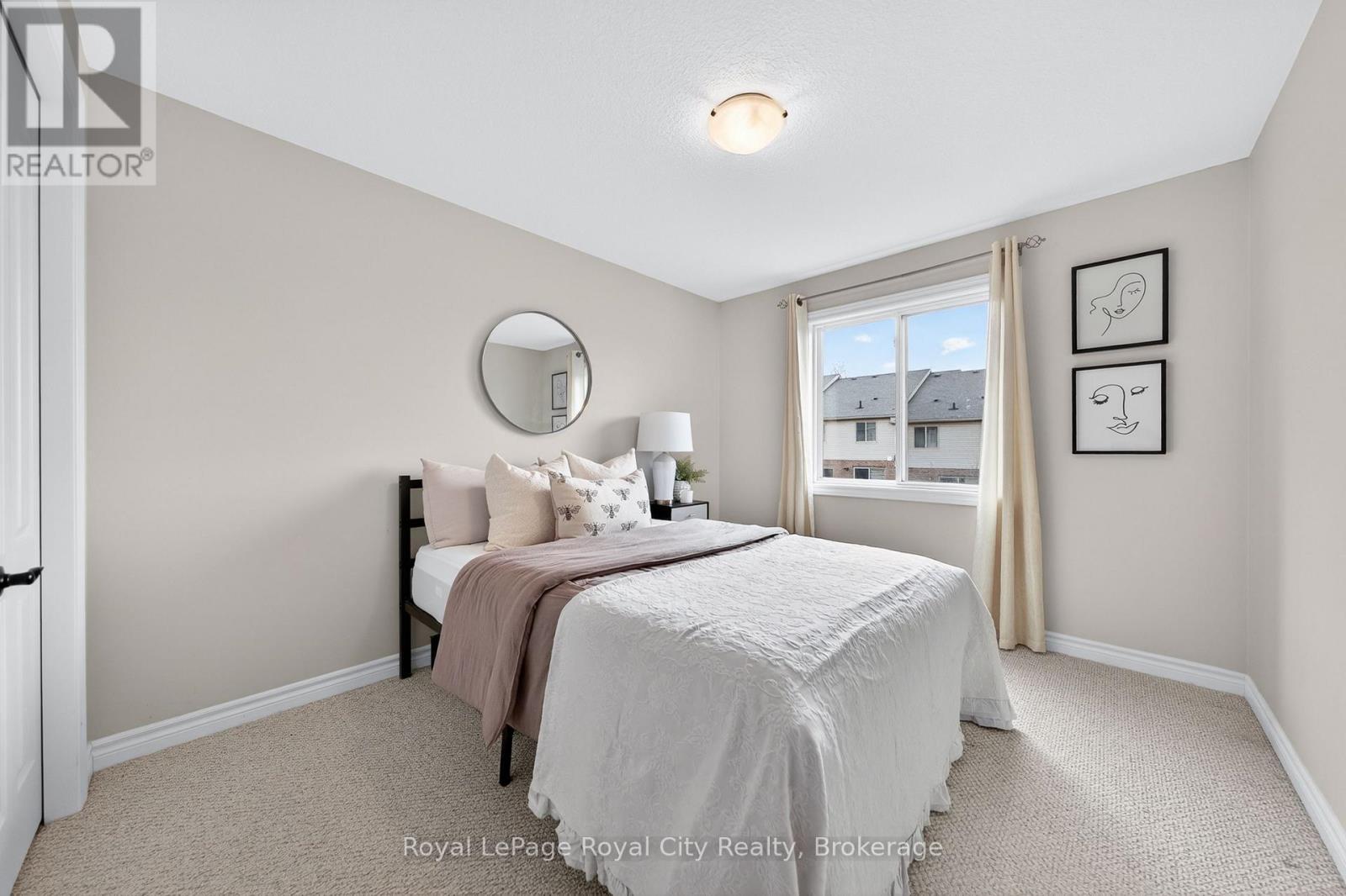 102 Edwards Street, Guelph (Grange Road), ON - Indoor Photo Showing Bedroom