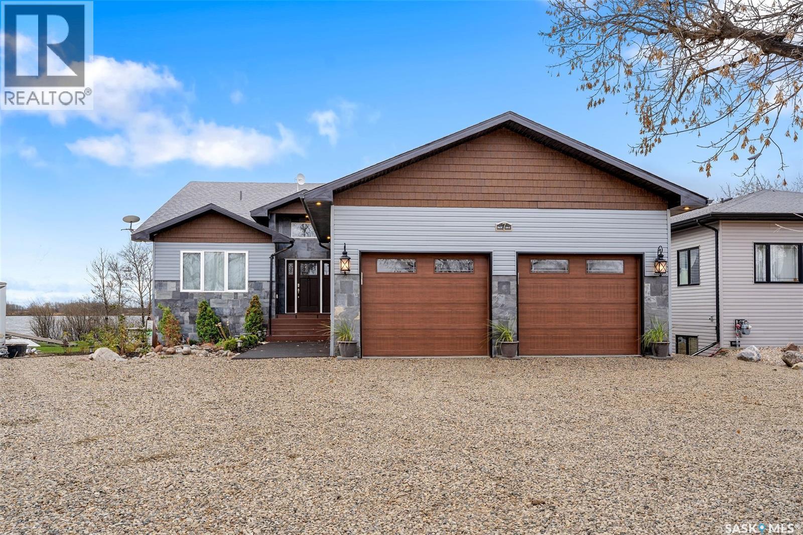7 Pape Drive, Humboldt Lake, SK - Outdoor With Facade