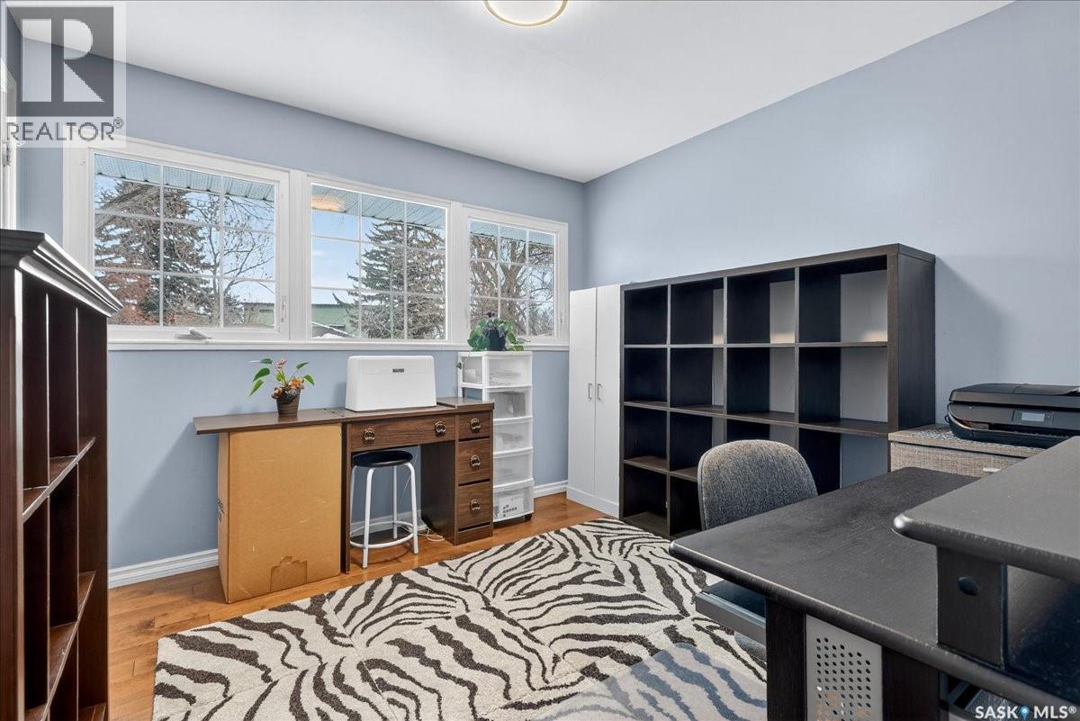 3718 Argyle Road, Regina, SK - Indoor