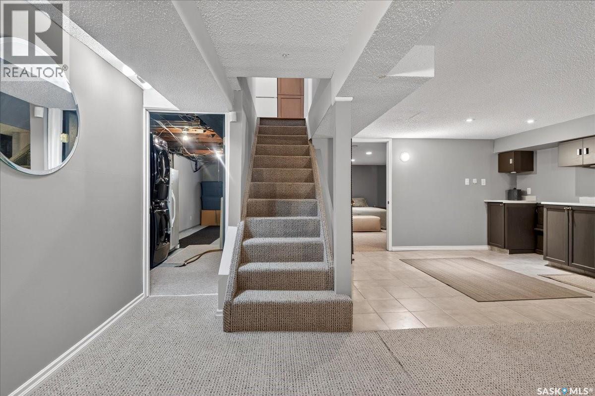 3718 Argyle Road, Regina, SK - Indoor