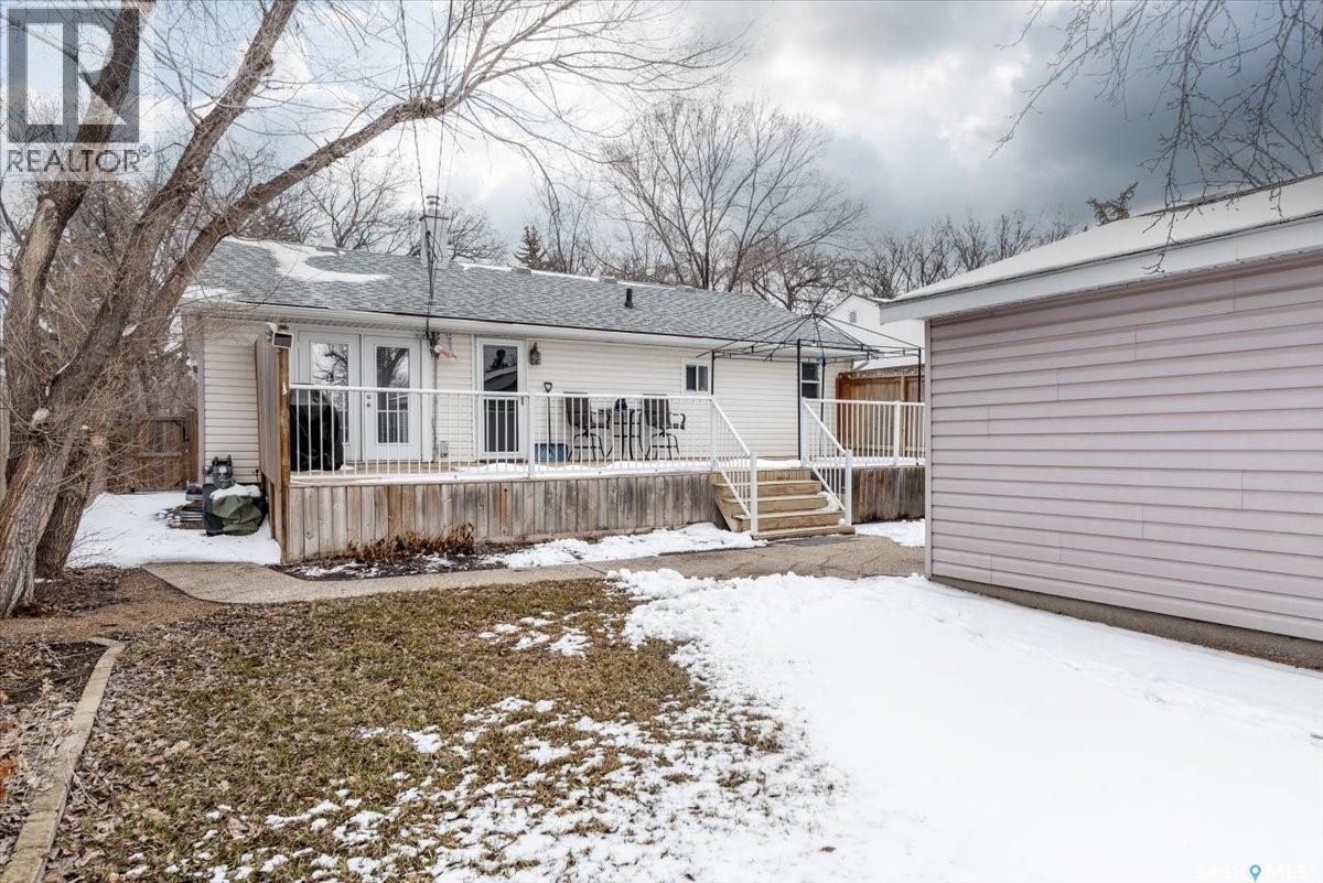 3718 Argyle Road, Regina, SK - Outdoor With Deck Patio Veranda