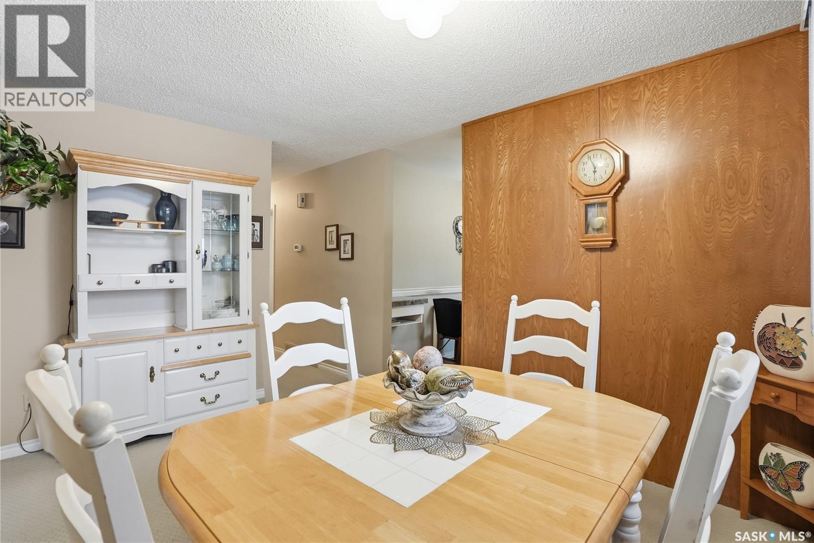73 Champlin Crescent, Saskatoon, SK - Indoor Photo Showing Dining Room