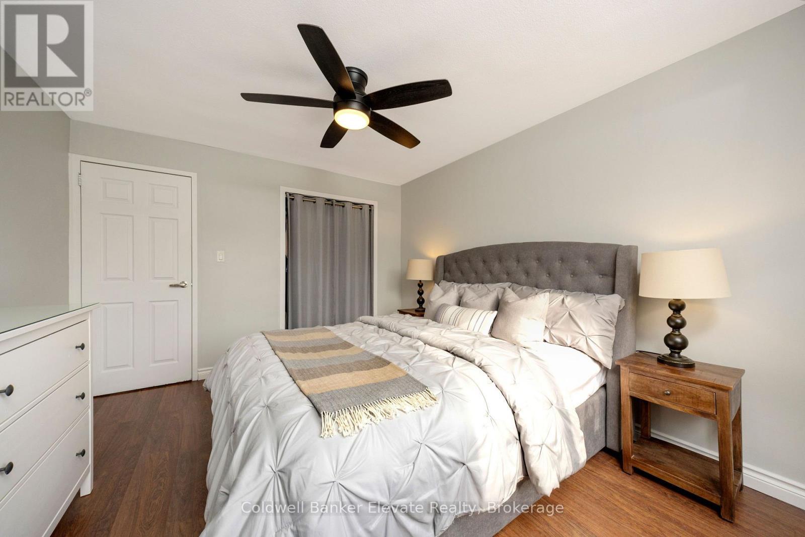 402 - 49 Park Avenue, Halton Hills, ON - Indoor Photo Showing Bedroom