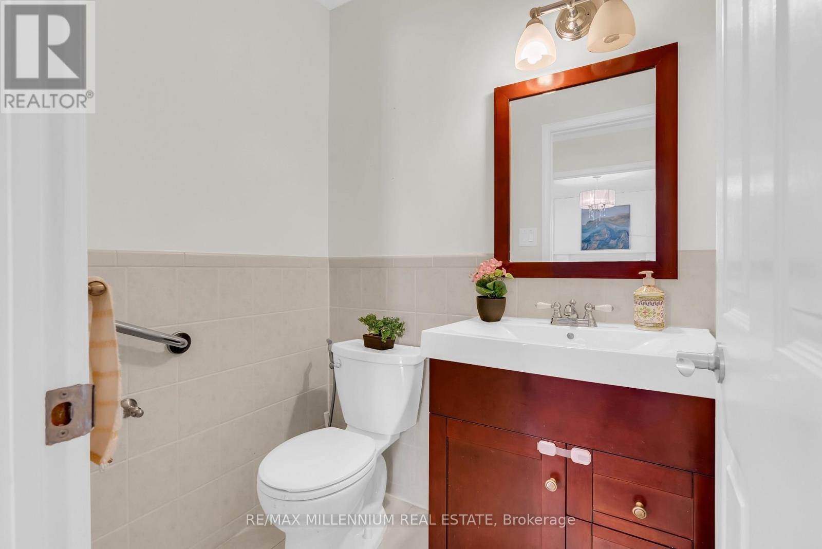 20 Kesteven Crescent, Brampton, ON - Indoor Photo Showing Bathroom
