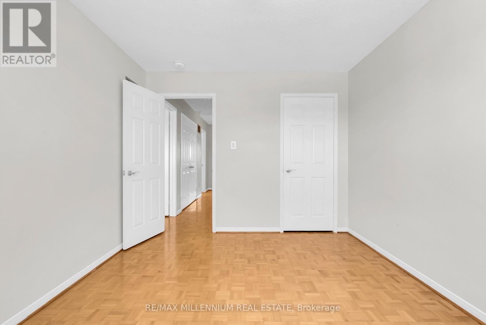 20 Kesteven Crescent, Brampton, ON - Indoor Photo Showing Other Room