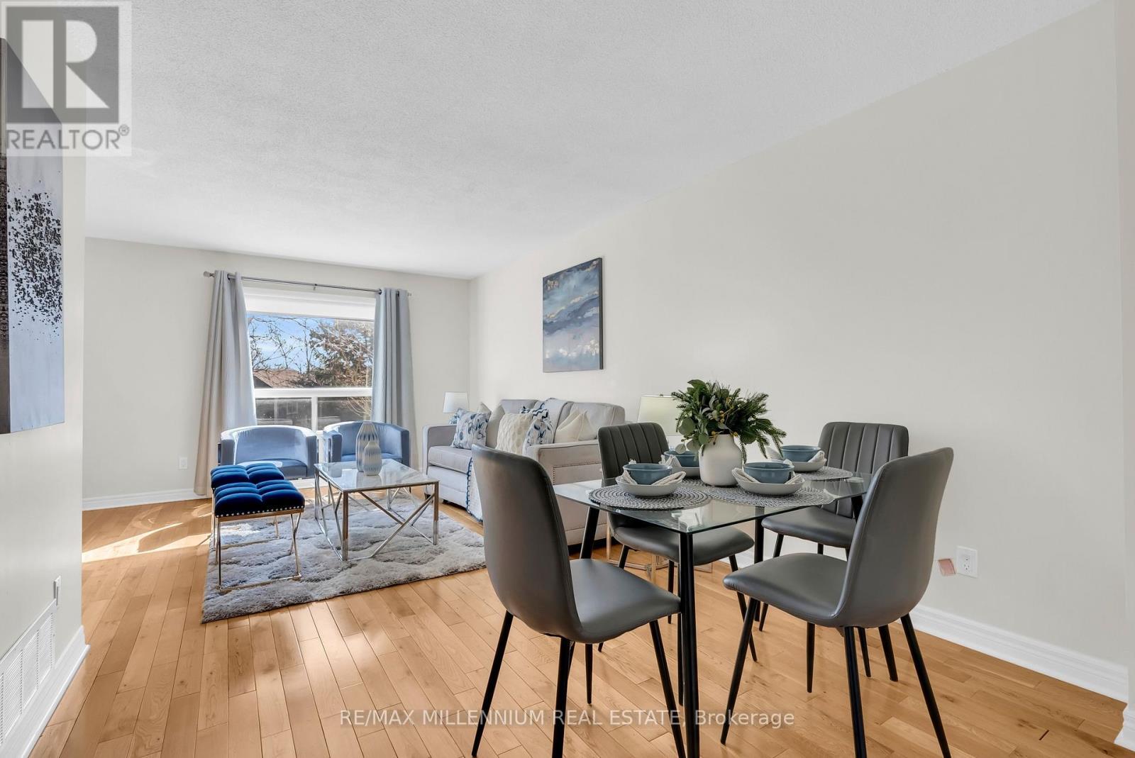 20 Kesteven Crescent, Brampton, ON - Indoor Photo Showing Other Room