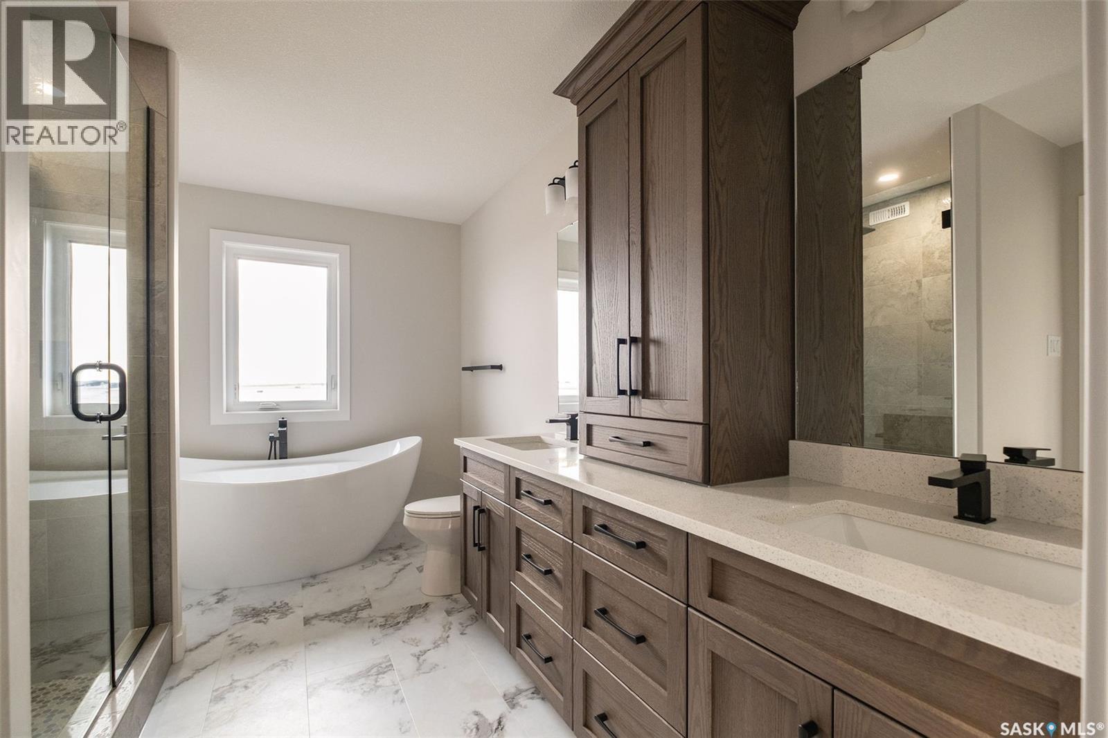 3748 Gee Crescent, Regina, SK - Indoor Photo Showing Bathroom