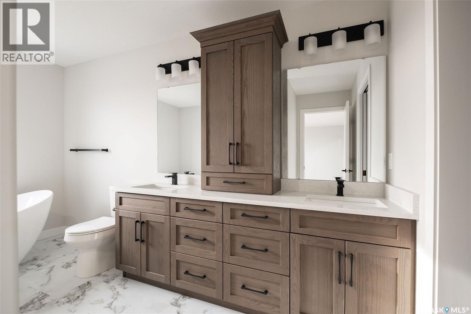 3748 Gee Crescent, Regina, SK - Indoor Photo Showing Bathroom