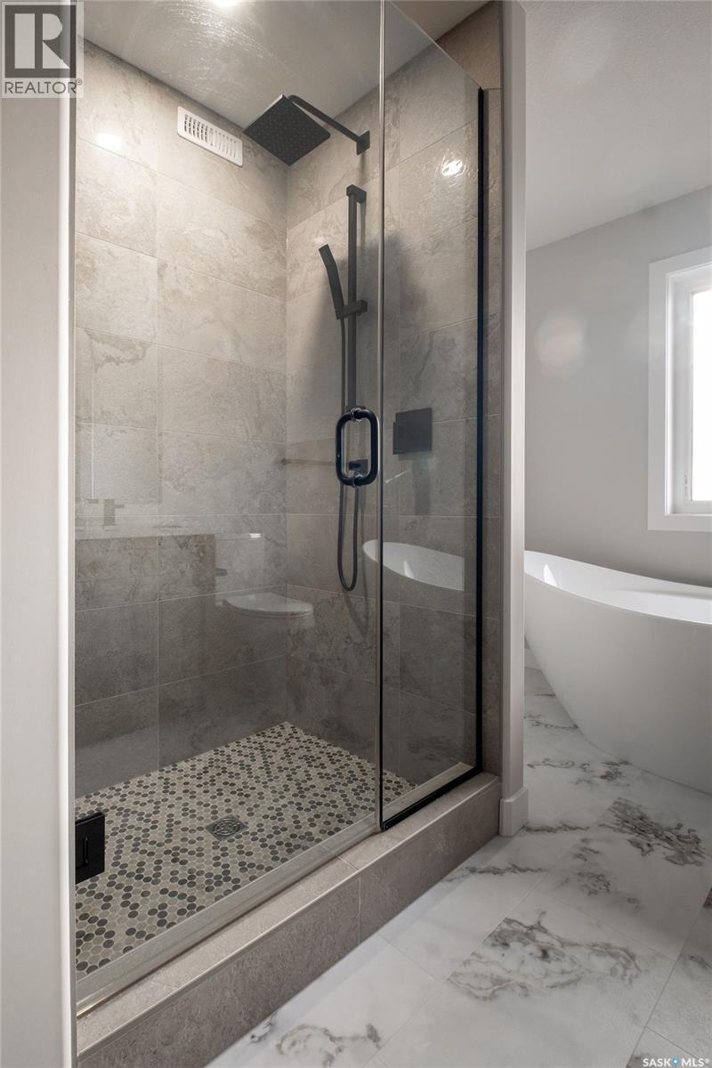 3748 Gee Crescent, Regina, SK - Indoor Photo Showing Bathroom