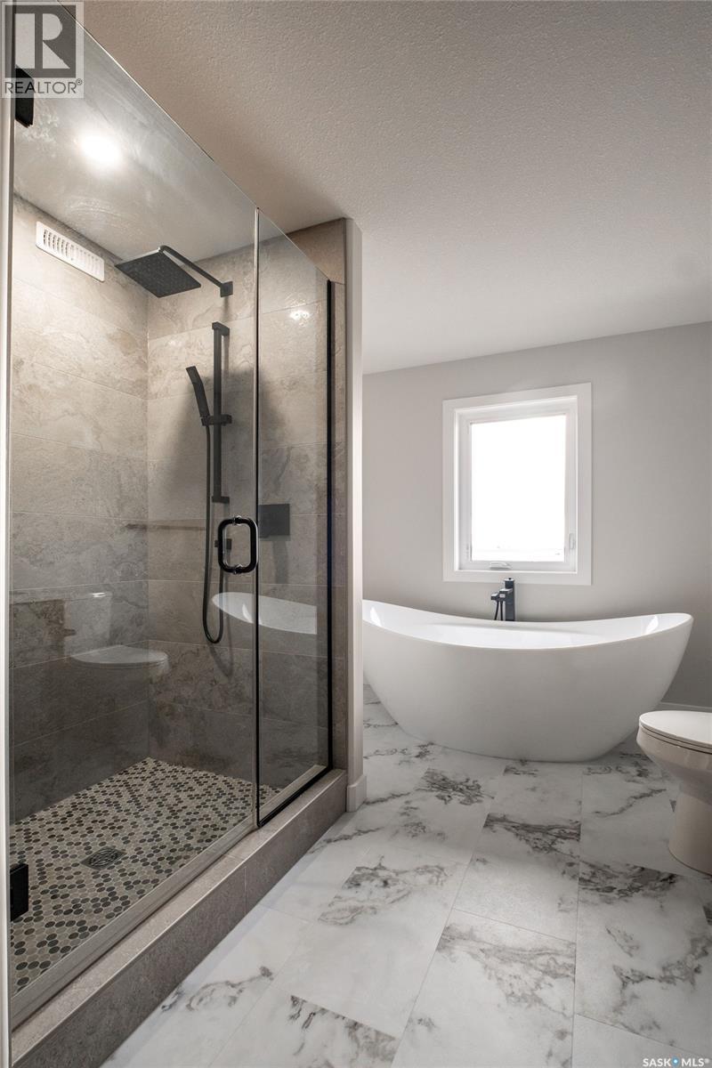 3748 Gee Crescent, Regina, SK - Indoor Photo Showing Bathroom