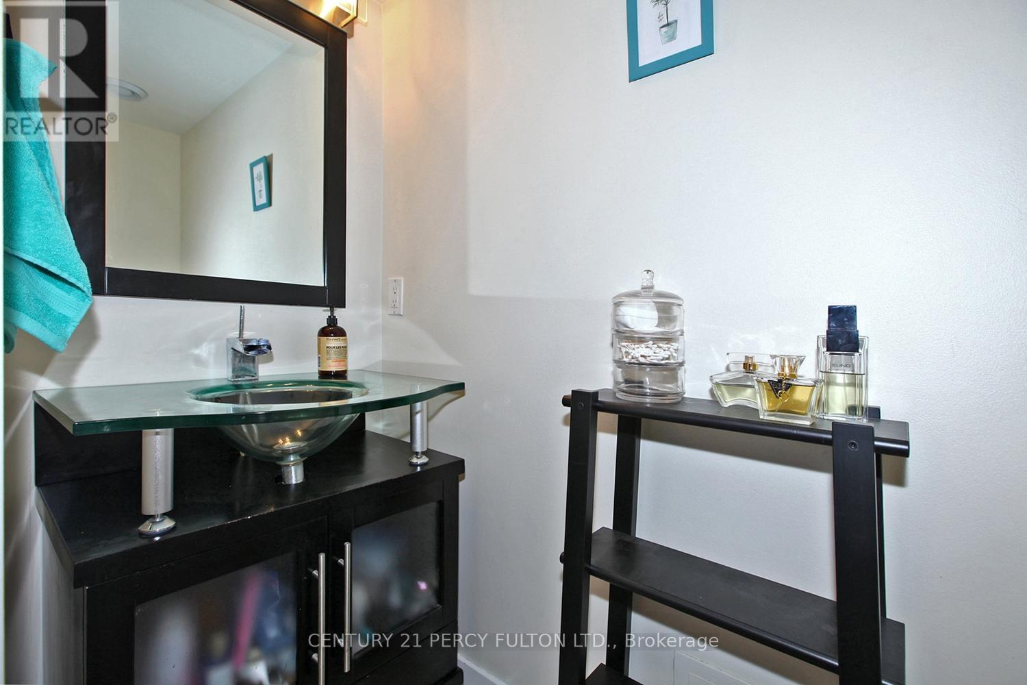 406 - 80 Western Battery Road, Toronto, ON - Indoor