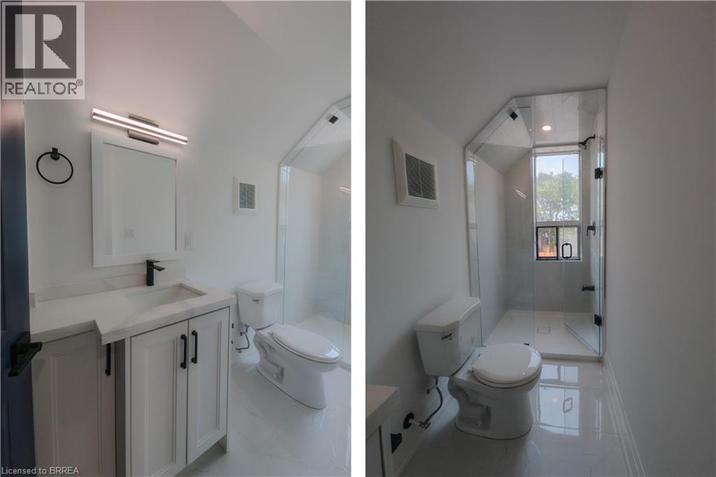 91 Princess Street, Hamilton, ON - Indoor Photo Showing Bathroom
