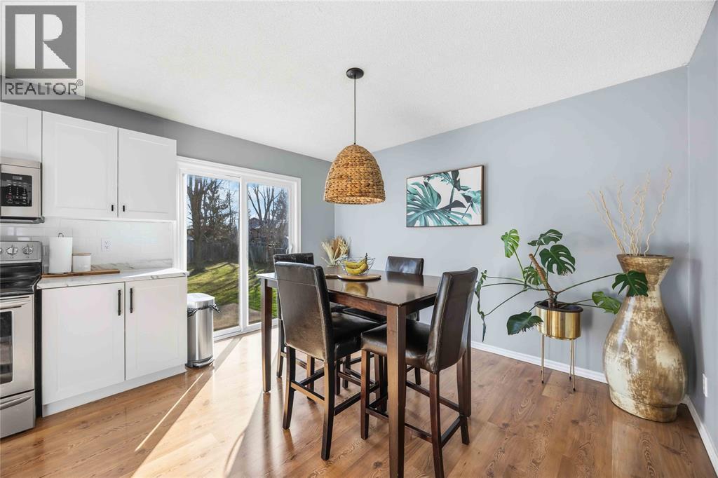 342 Willow Crescent, St Clair, ON - Indoor