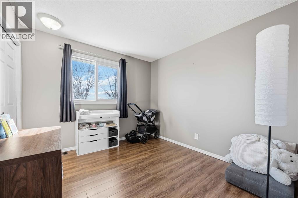 342 Willow Crescent, St Clair, ON - Indoor