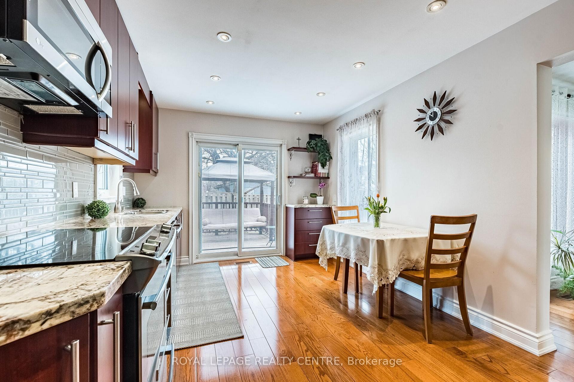 3026 Dalehurst Drive, Mississauga, ON - Indoor