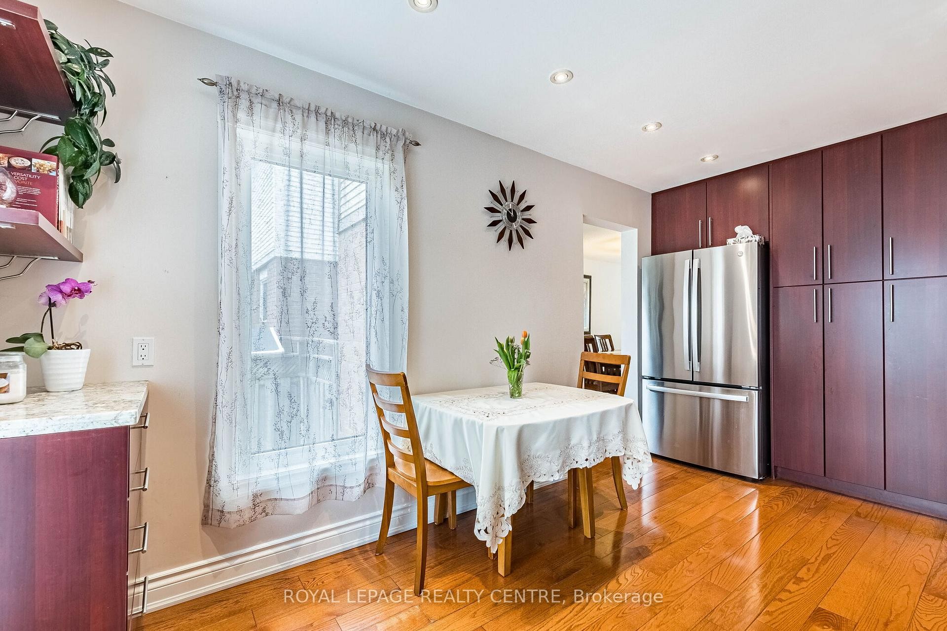 3026 Dalehurst Drive, Mississauga, ON - Indoor Photo Showing Dining Room