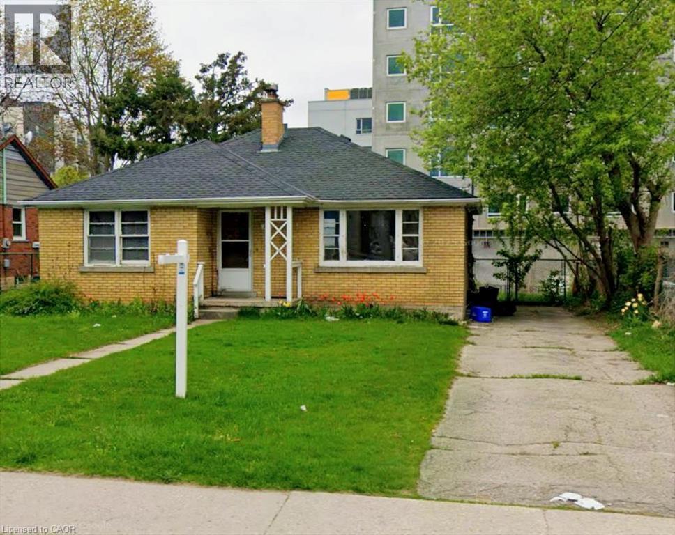 293 Albert Street, Waterloo, ON - Outdoor