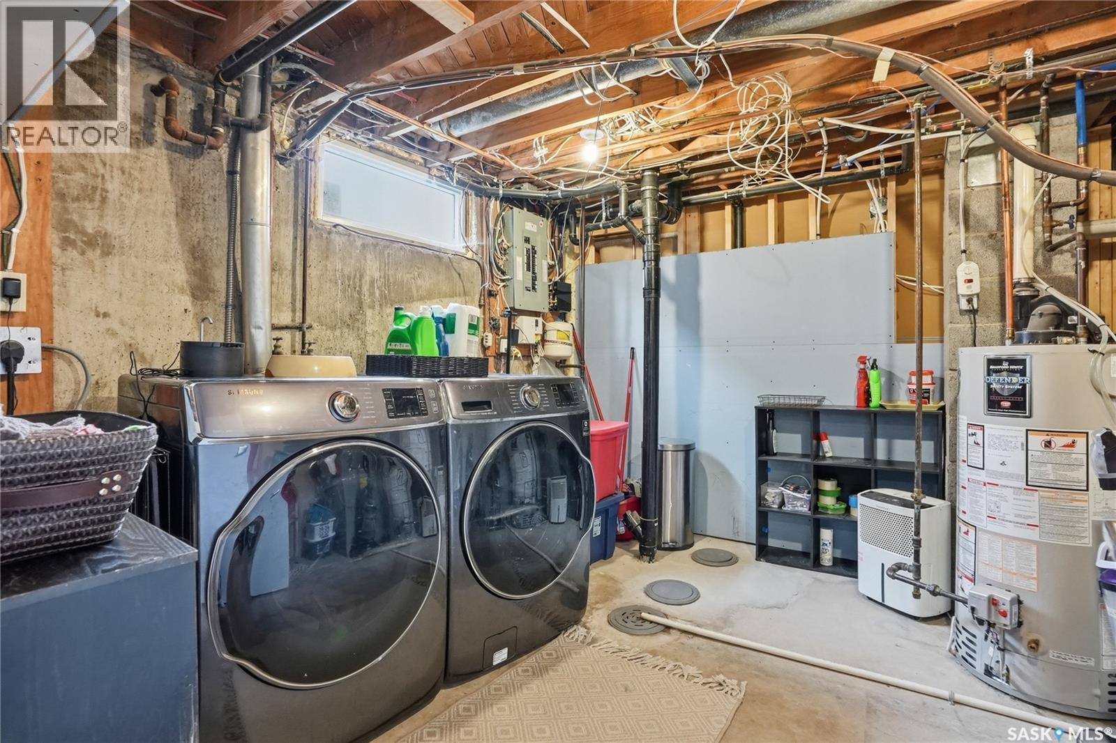 15 Stewart Avenue, Saskatoon, SK - Indoor Photo Showing Laundry Room