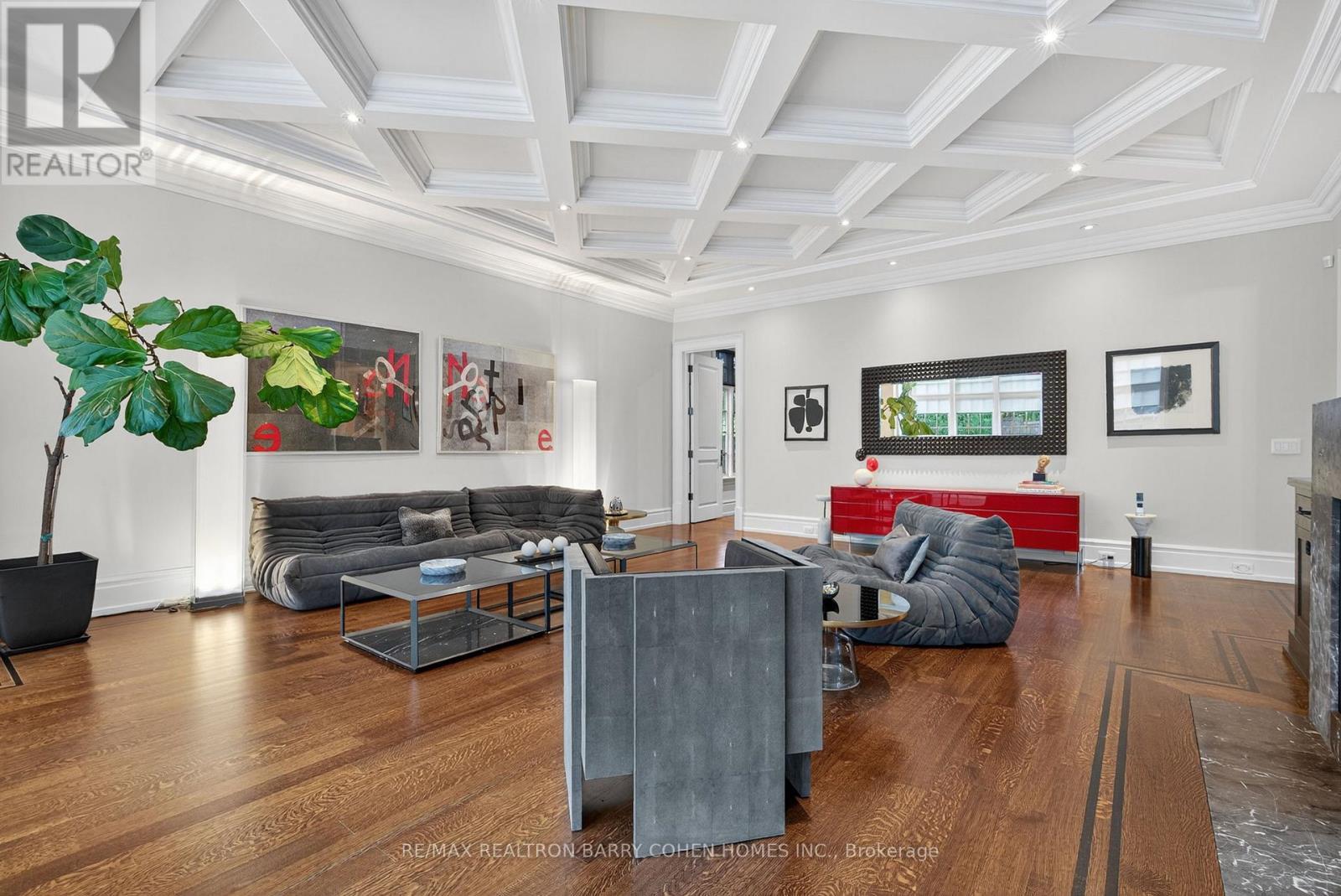 76 Arjay Crescent, Toronto, ON - Indoor