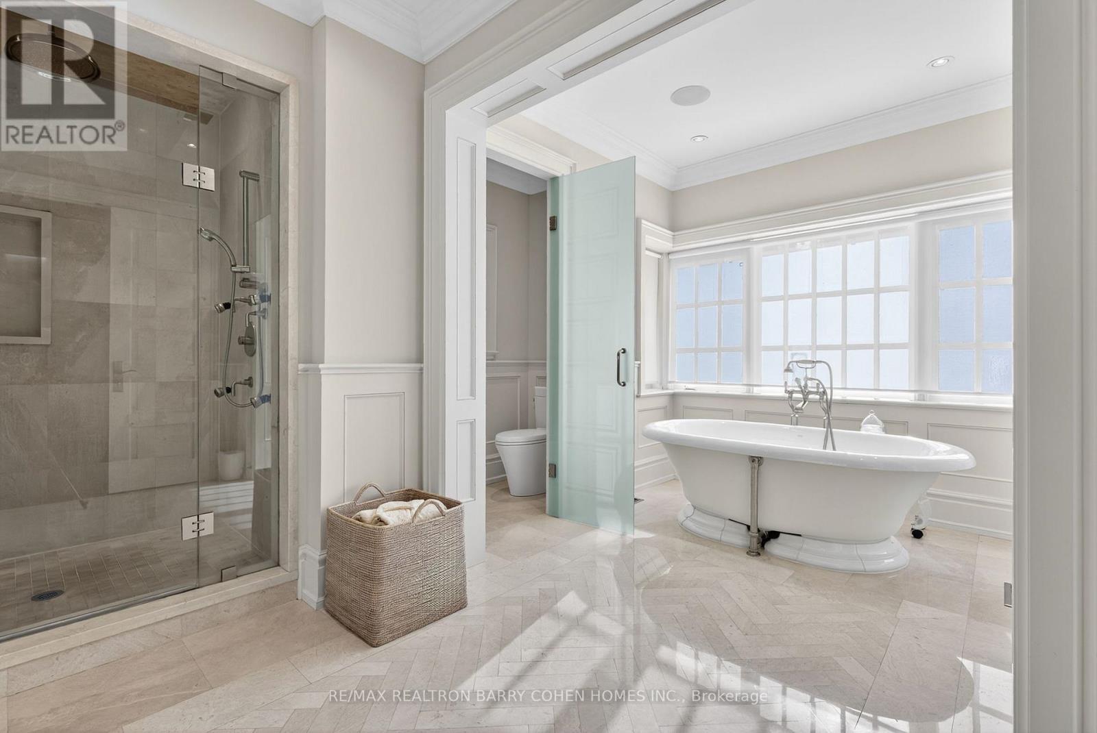 76 Arjay Crescent, Toronto, ON - Indoor Photo Showing Bathroom