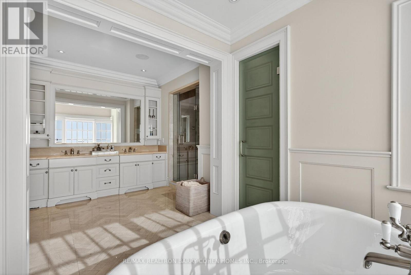 76 Arjay Crescent, Toronto, ON - Indoor Photo Showing Bathroom