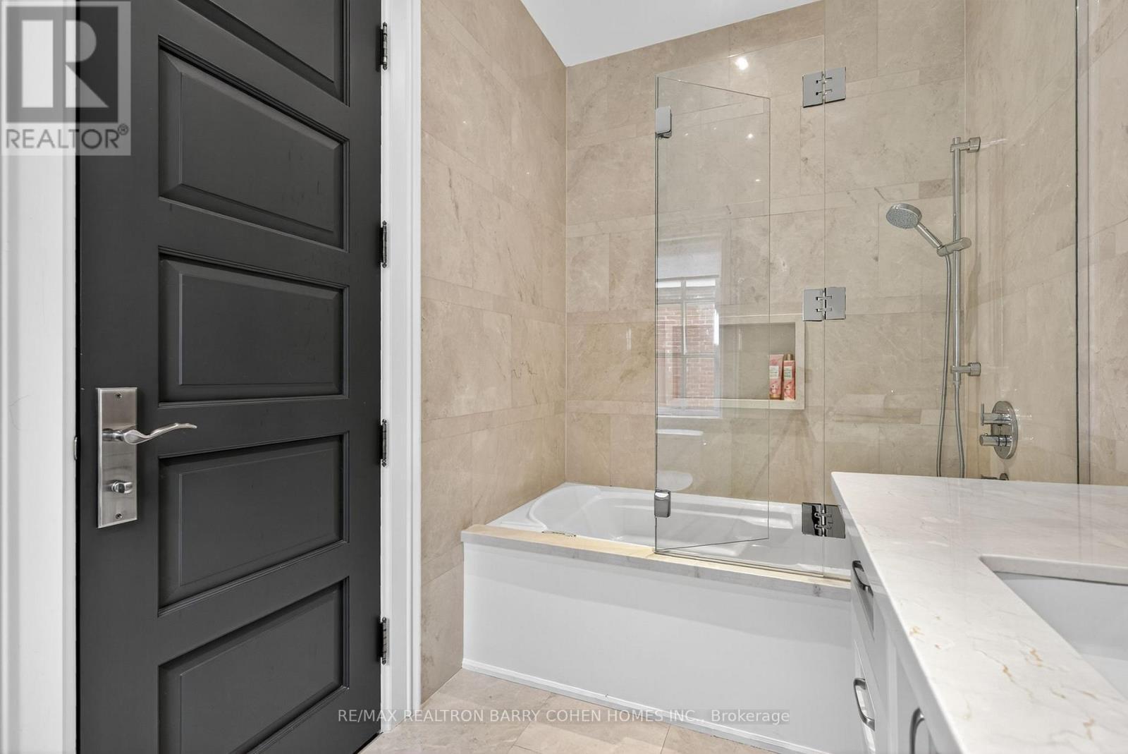 76 Arjay Crescent, Toronto, ON - Indoor Photo Showing Bathroom