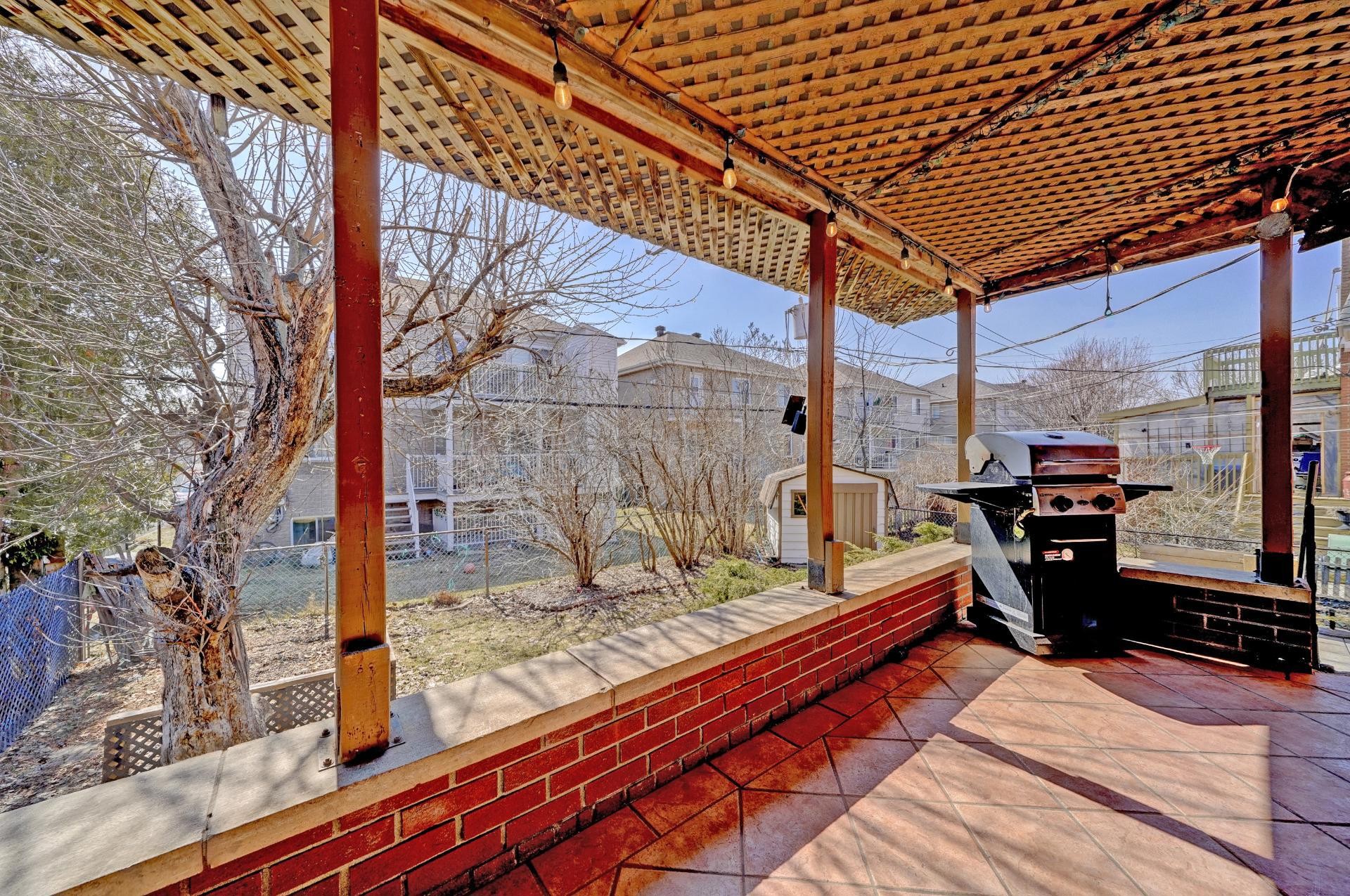 Véranda - 2525 - 2535 Av. D'Athènes, Brossard, QC - Photo Showing Other Room