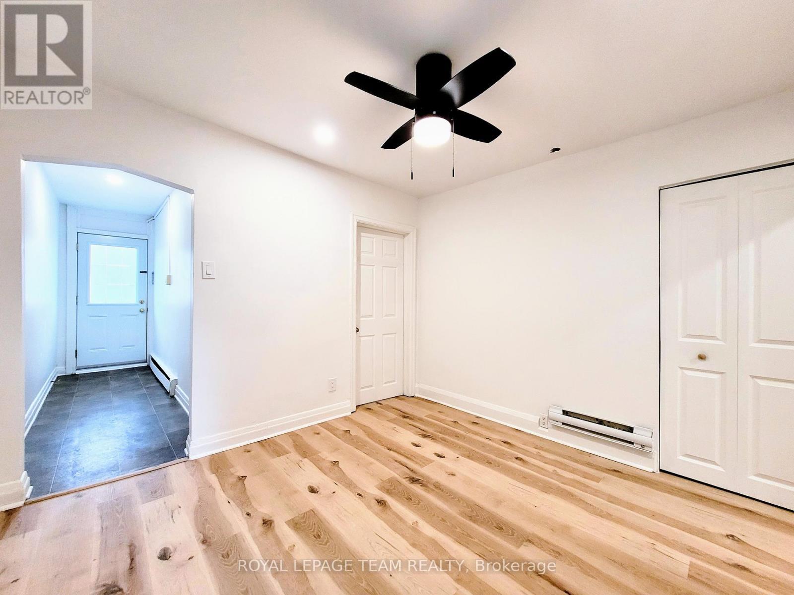 147 St Andrew Street, Ottawa, ON - Indoor Photo Showing Other Room