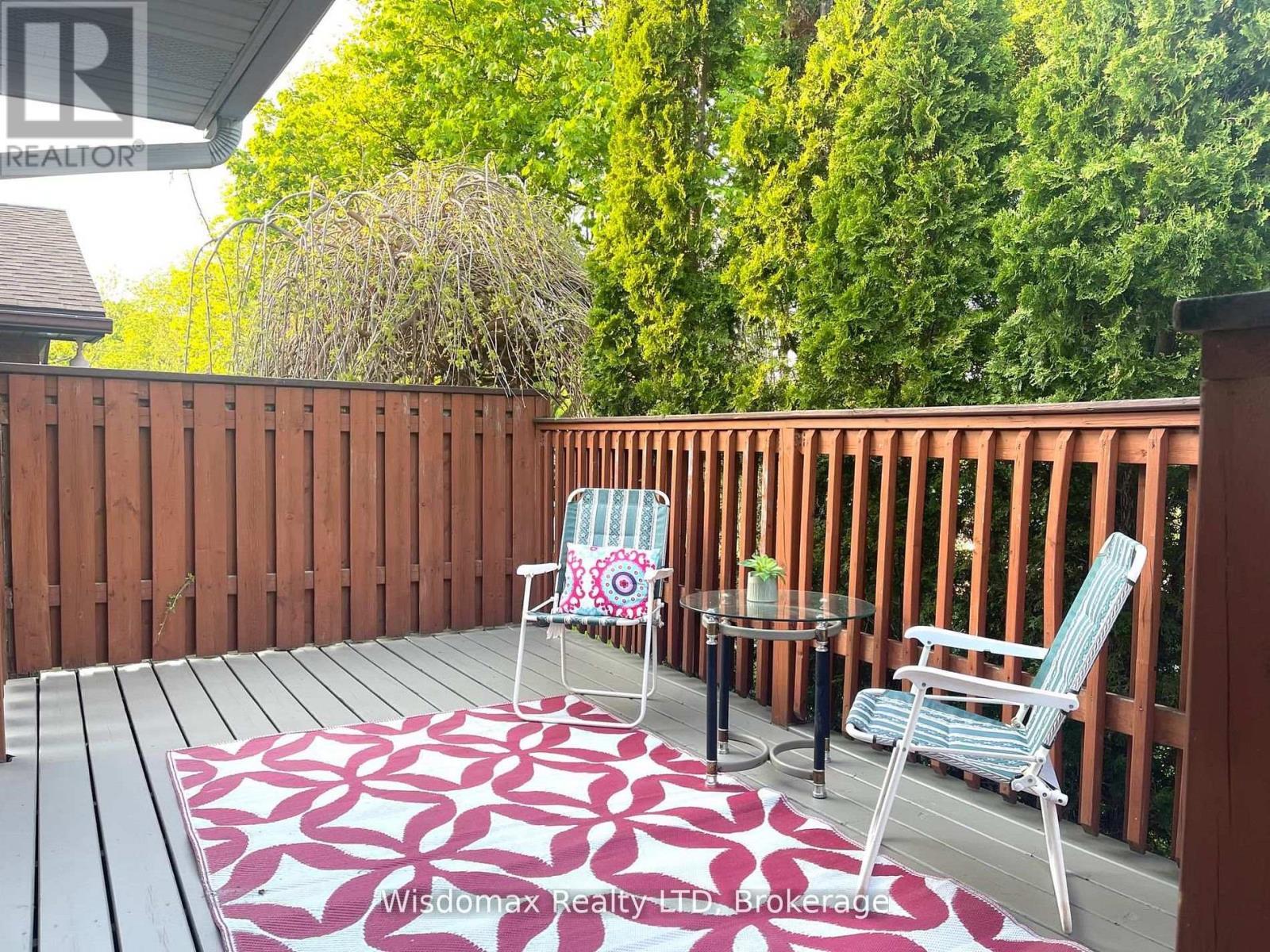 7 Greenmeadow Court, St. Catharines (Fairview), ON - Outdoor With Deck Patio Veranda