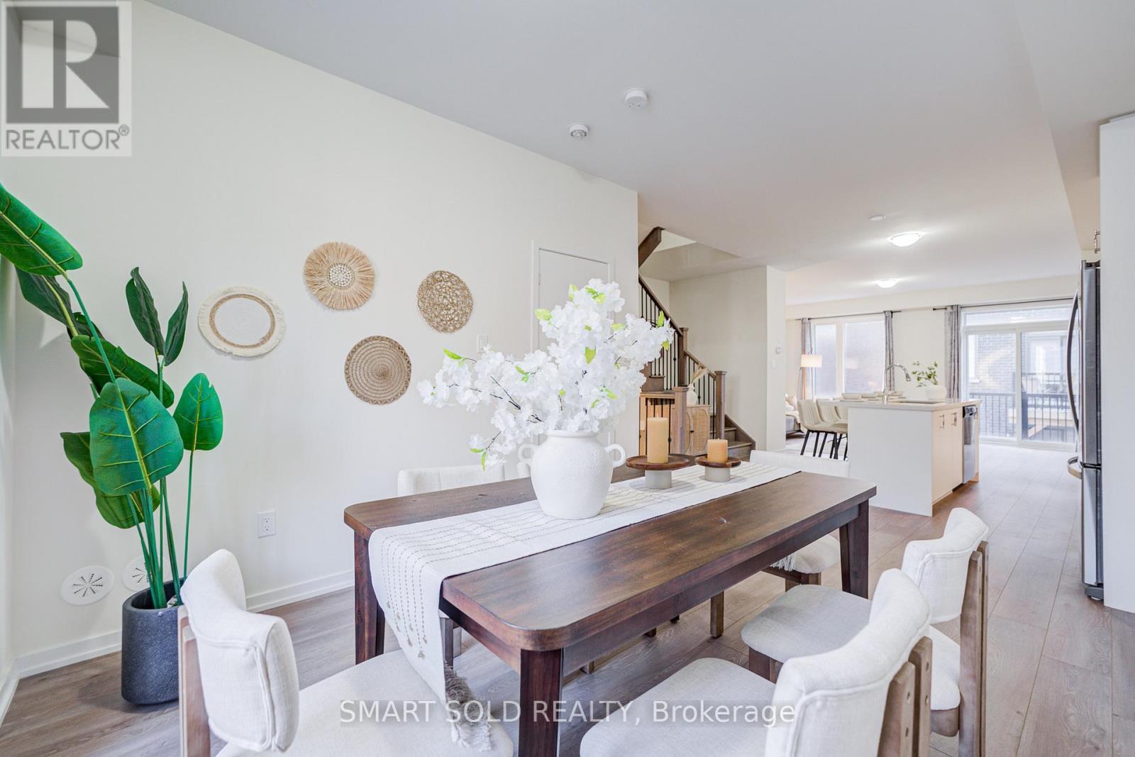 25 Origin Way, Vaughan, ON - Indoor Photo Showing Dining Room