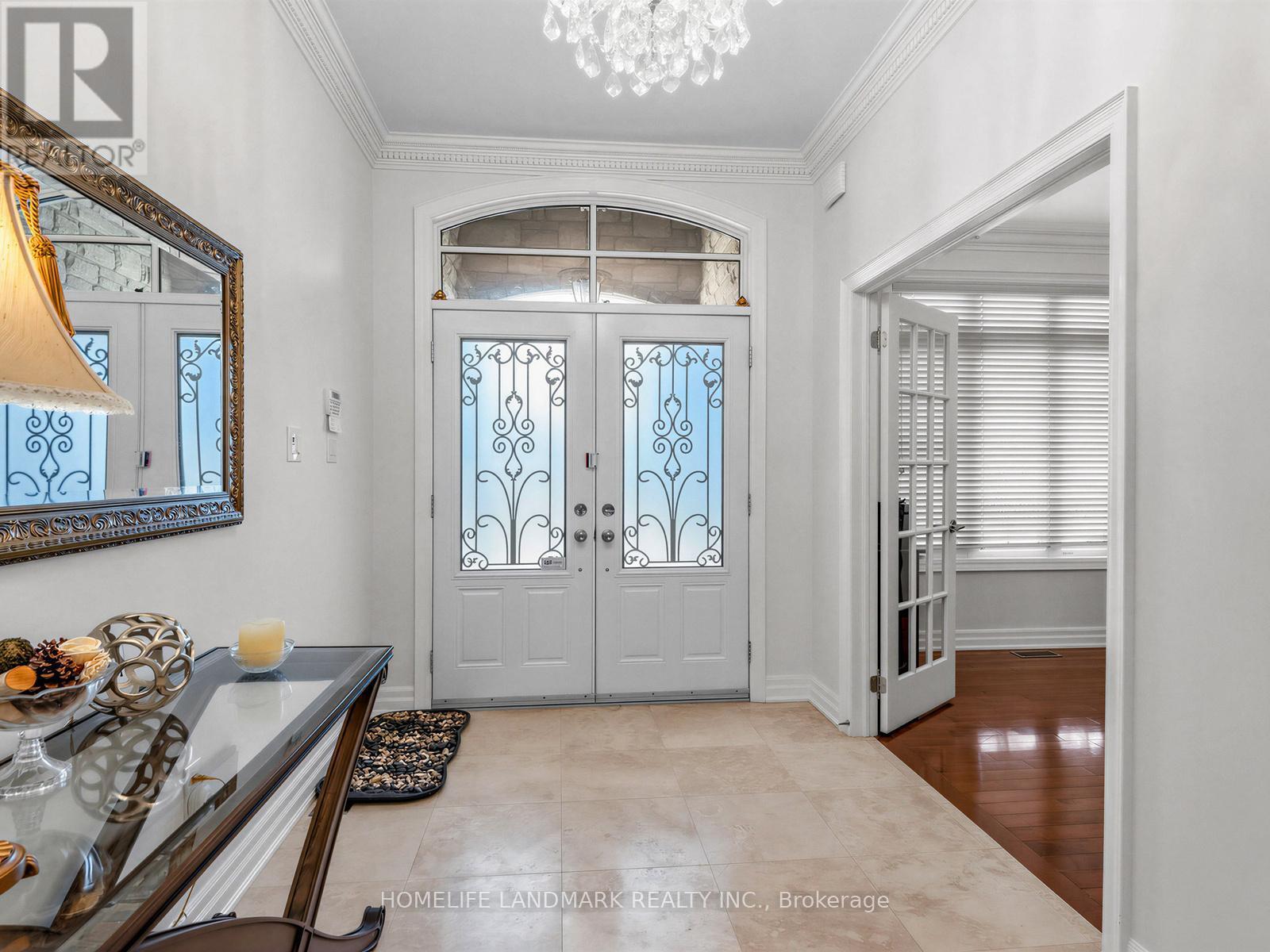 59 Black Walnut Crescent, Richmond Hill, ON - Indoor Photo Showing Other Room