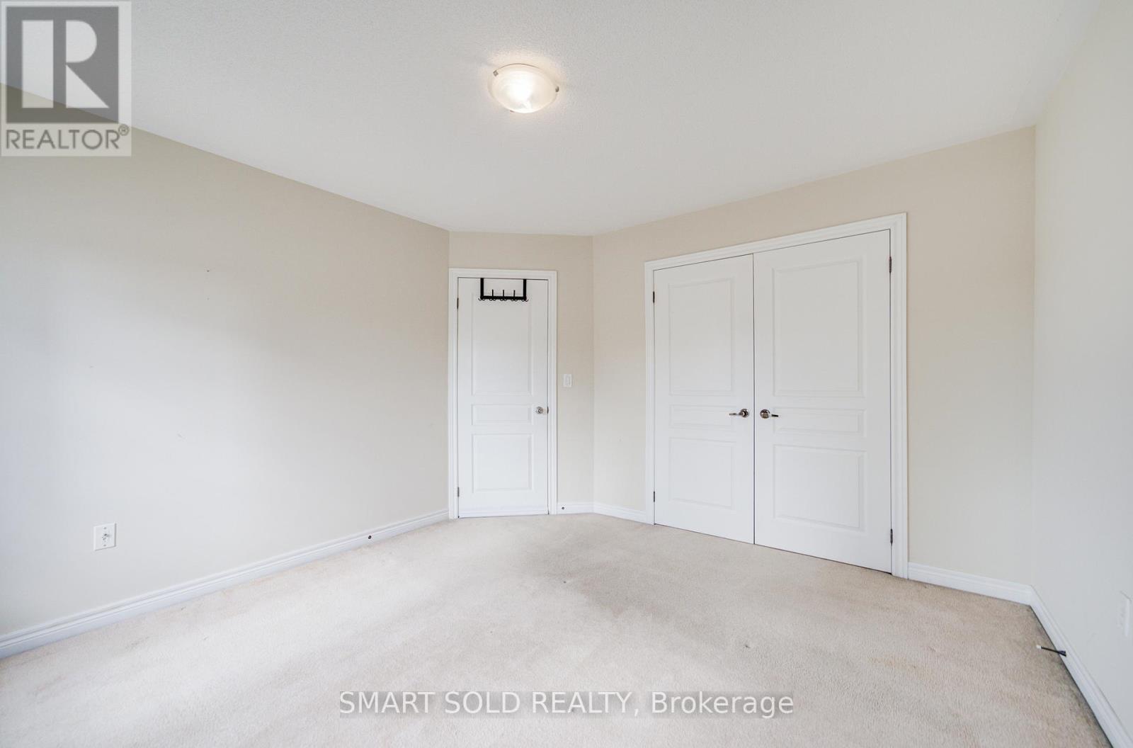 4123 Shipp Drive, Mississauga, ON - Indoor Photo Showing Other Room