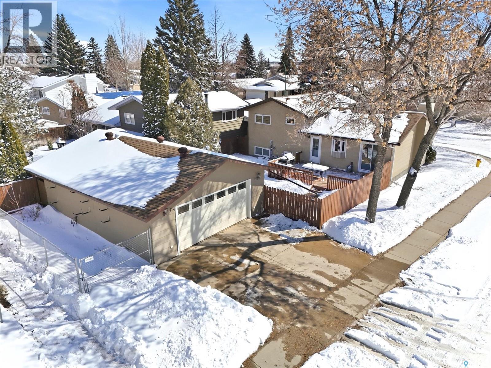 266 Chitek Terrace, Saskatoon, SK - Outdoor