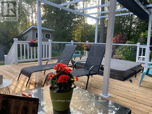 2 Maplewood Drive, Tiny, ON - Outdoor With Deck Patio Veranda With Exterior