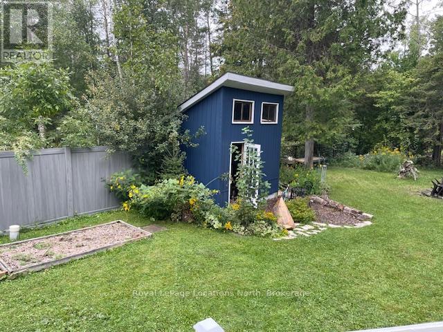 2 Maplewood Drive, Tiny, ON - Outdoor