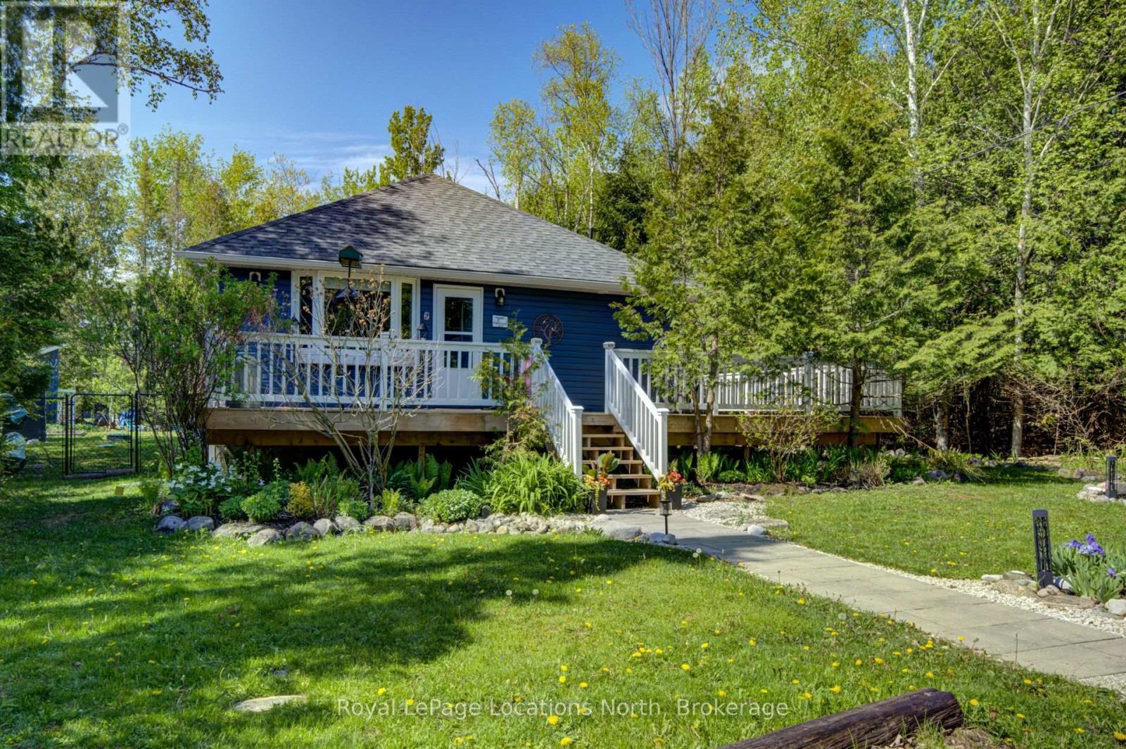 2 Maplewood Drive, Tiny, ON - Outdoor With Deck Patio Veranda