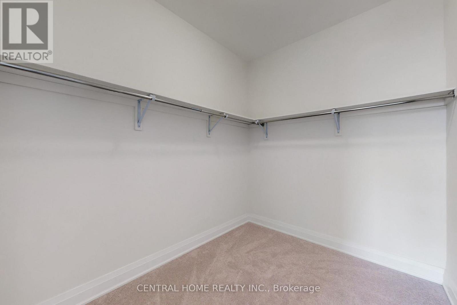 27 Upbound Court, East Gwillimbury, ON - Indoor With Storage