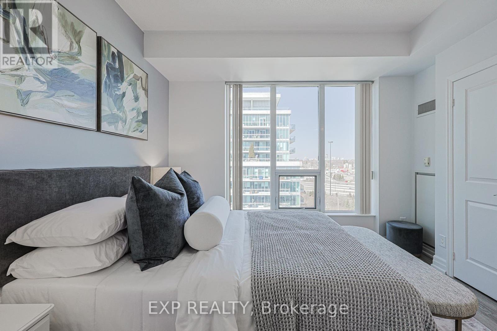 1101 - 58 Marine Parade Drive, Toronto, ON - Indoor Photo Showing Bedroom