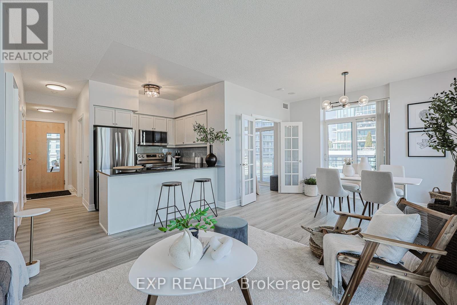 1101 - 58 Marine Parade Drive, Toronto, ON - Indoor