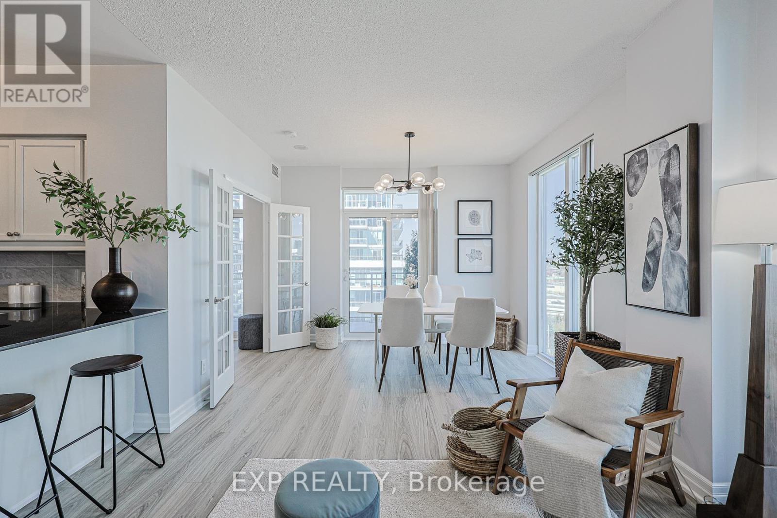1101 - 58 Marine Parade Drive, Toronto, ON - Indoor Photo Showing Dining Room