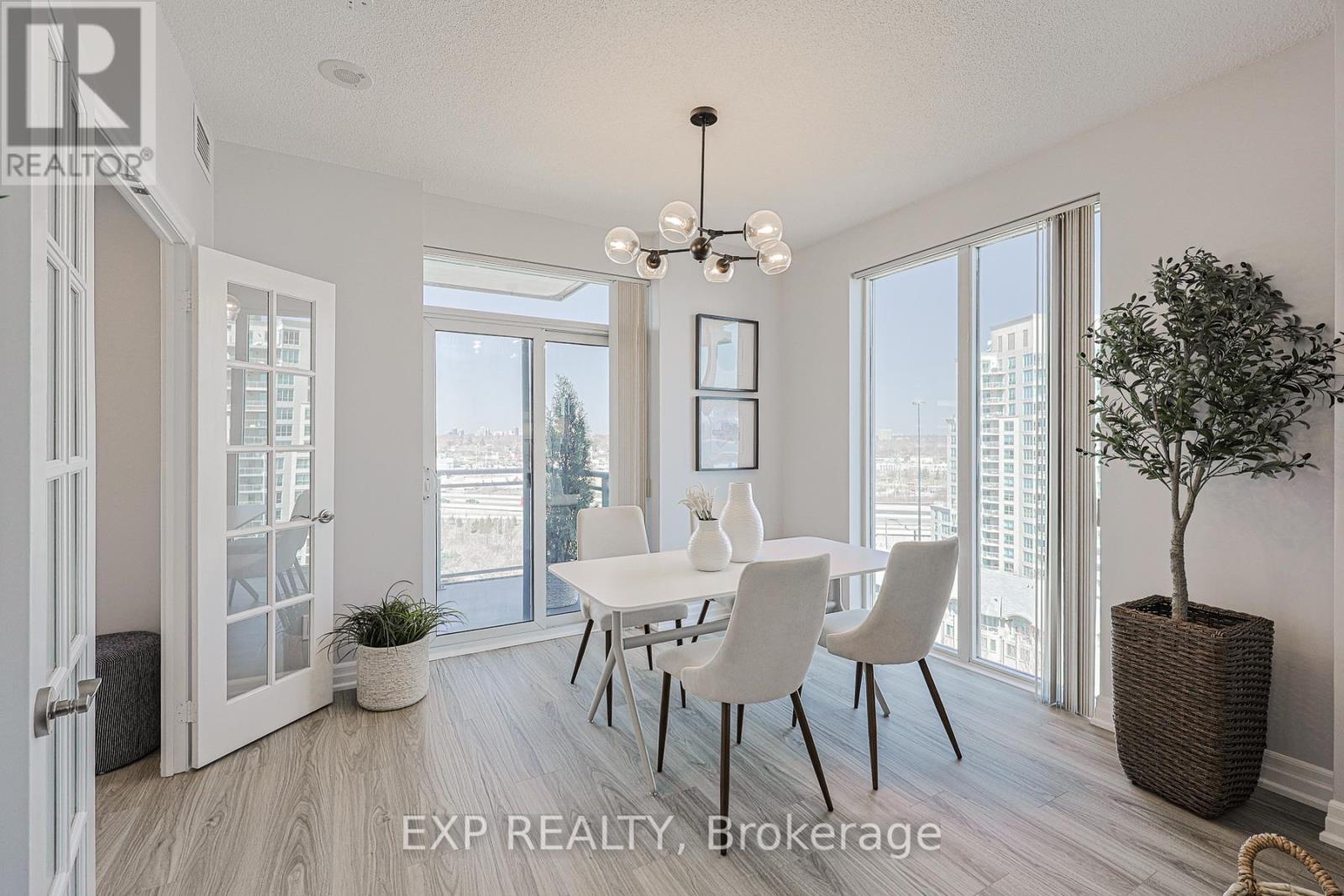 1101 - 58 Marine Parade Drive, Toronto, ON - Indoor Photo Showing Dining Room