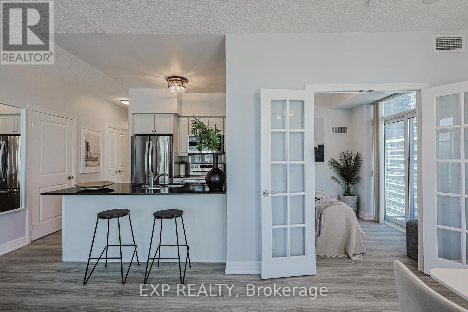 1101 - 58 Marine Parade Drive, Toronto, ON - Indoor