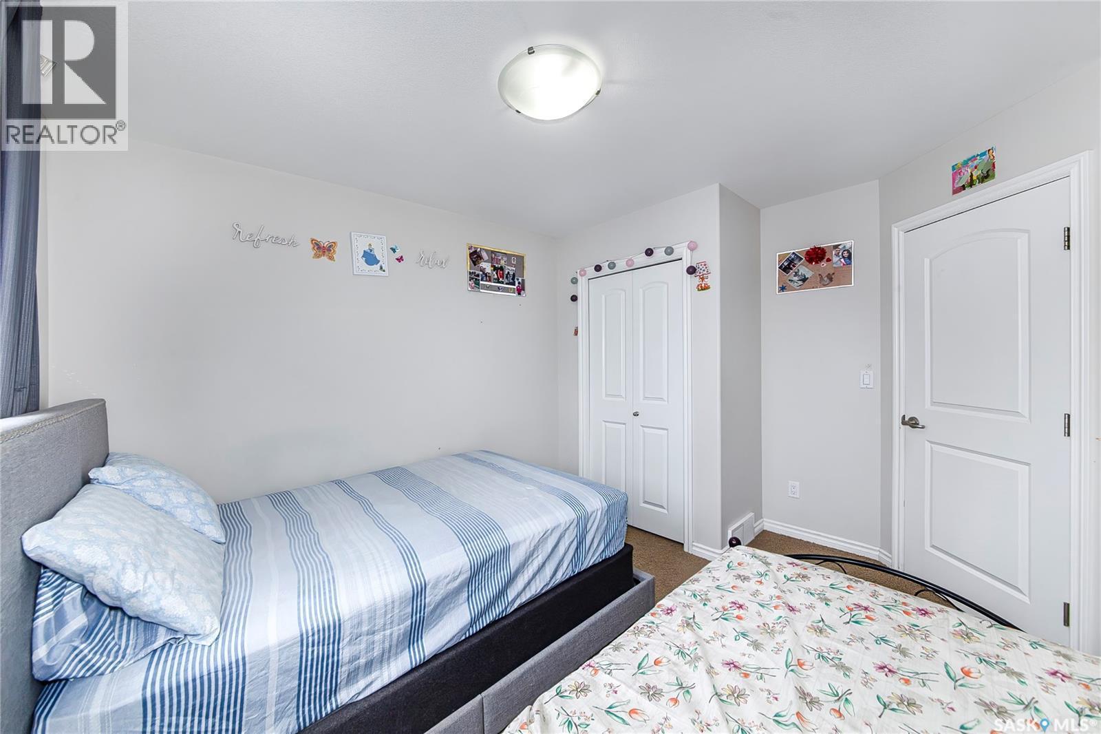 515 Coad Crescent, Saskatoon, SK - Indoor Photo Showing Bedroom