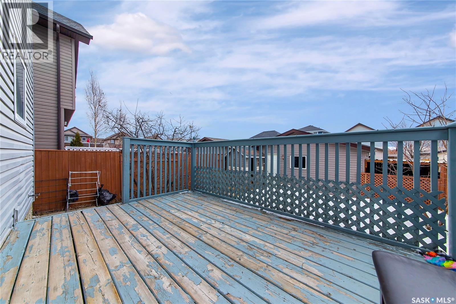 515 Coad Crescent, Saskatoon, SK - Outdoor With Deck Patio Veranda