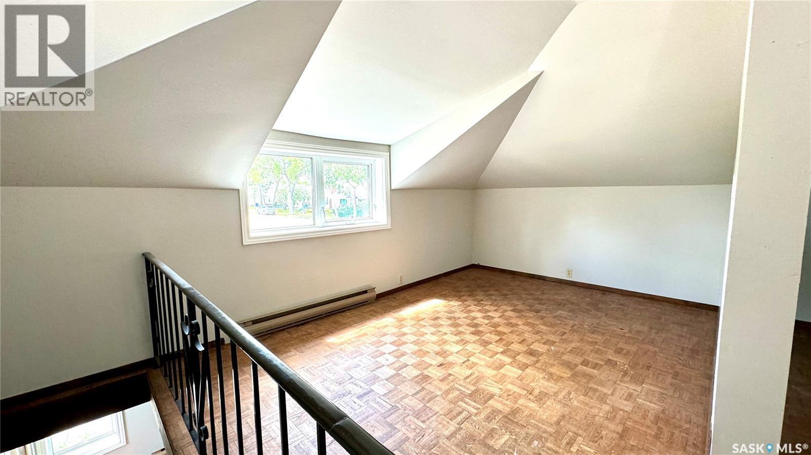 209 1St Street E, Dinsmore, SK - Indoor Photo Showing Other Room