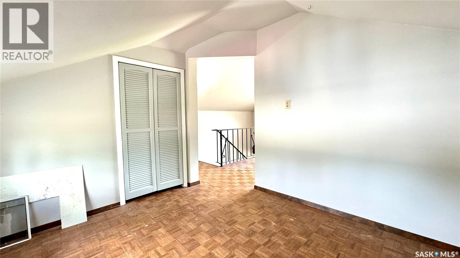 209 1St Street E, Dinsmore, SK - Indoor Photo Showing Other Room