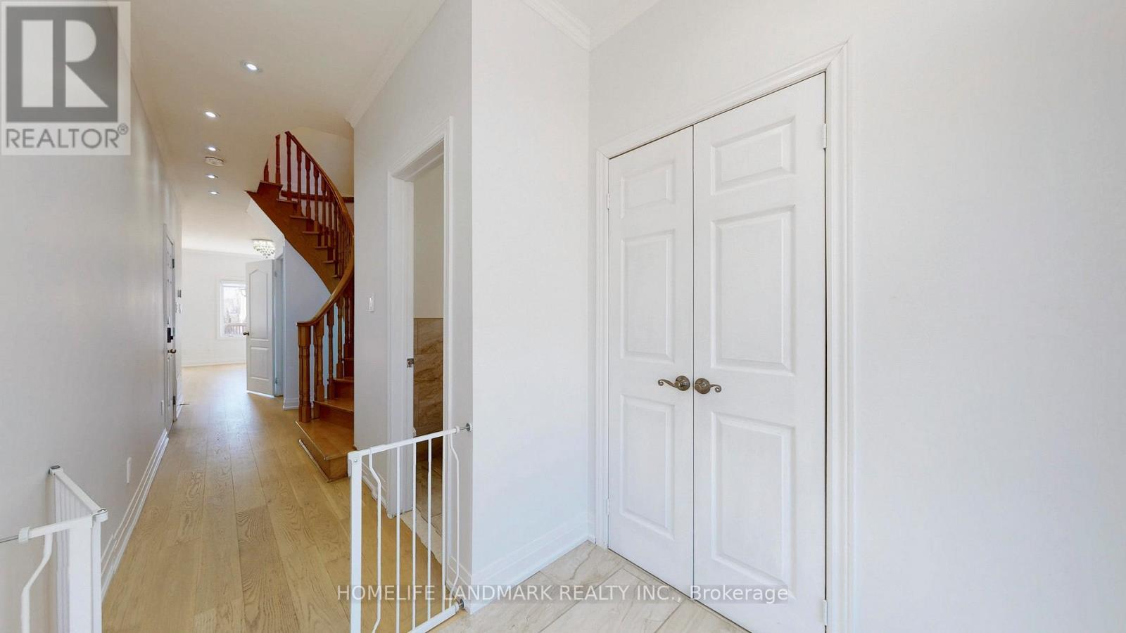 32 Arco Circle, Vaughan, ON - Indoor Photo Showing Other Room